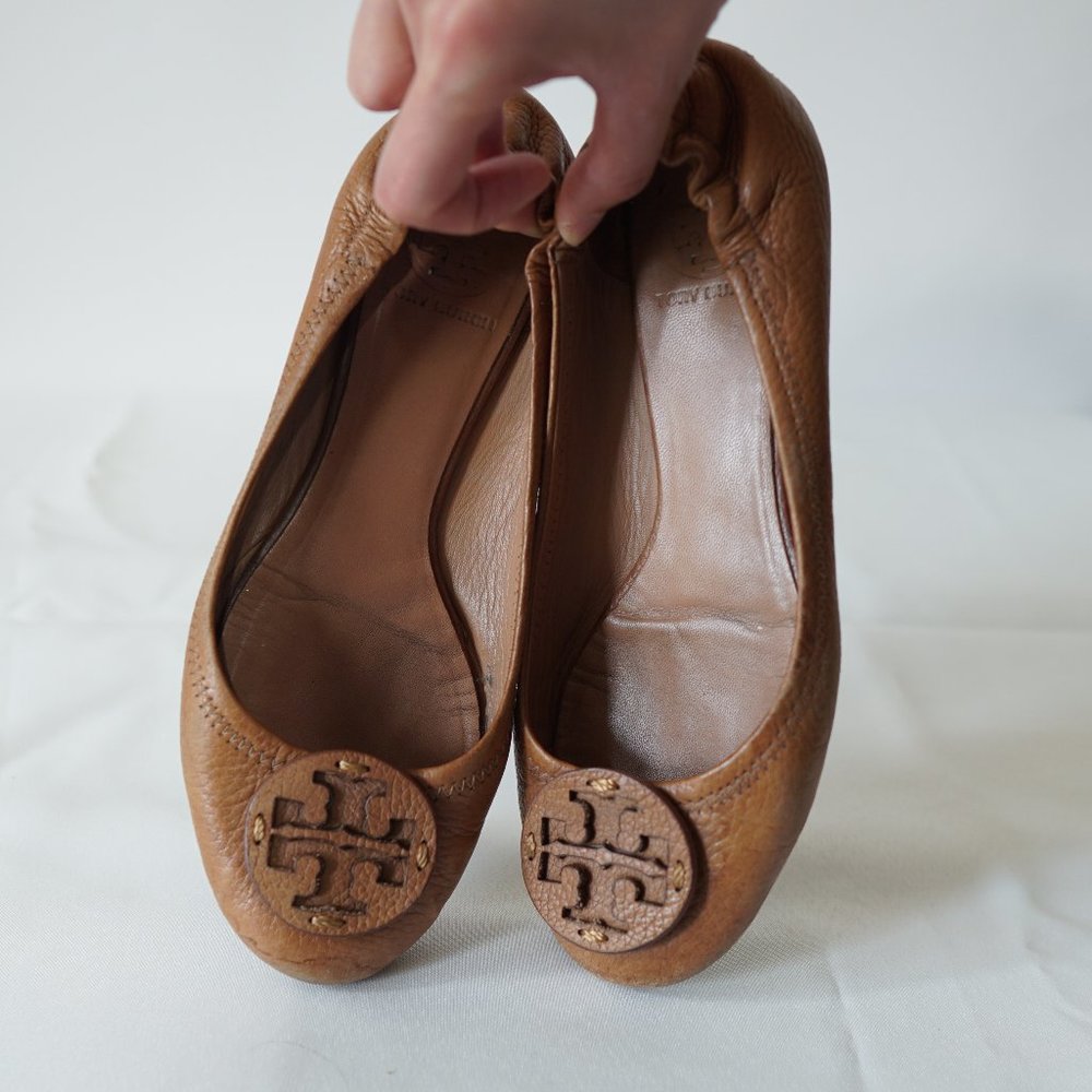Tory Burch Reva Ballet Flats Cognac Elastics Heel
